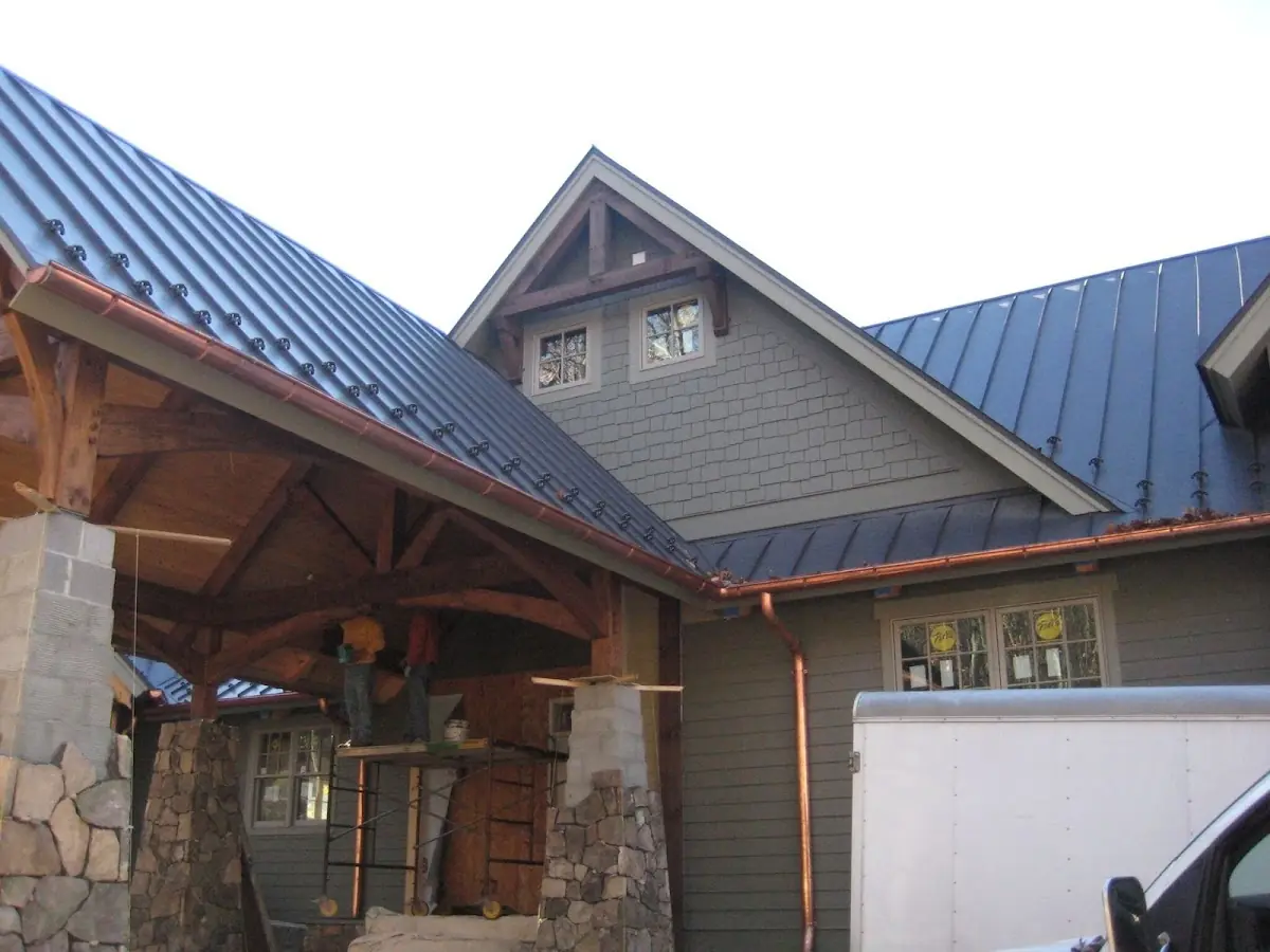 Craftsman Roofing team delivering quality roofing work in Point of Pines